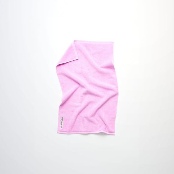 Naram håndklæde i farven soft fuchsia fra Bongusta